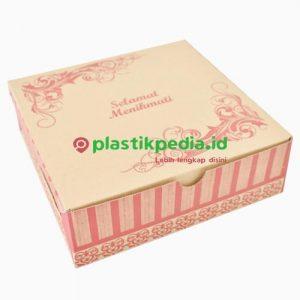 Ebox 22x22x7.5 Motif Batik Merah